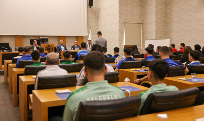 konyanin-sampiyon-sporculari-baskan-pekyatirmaci-ile-bir-araya-geldi