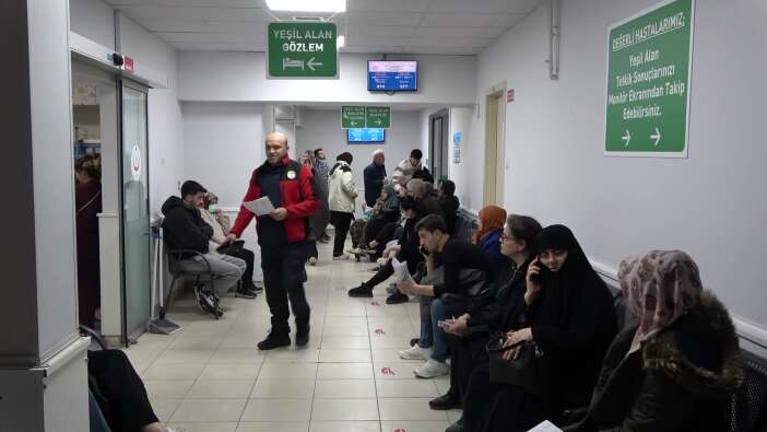 bebek-mevlidi-kotu-bitti-22-kisi-zehirlendi