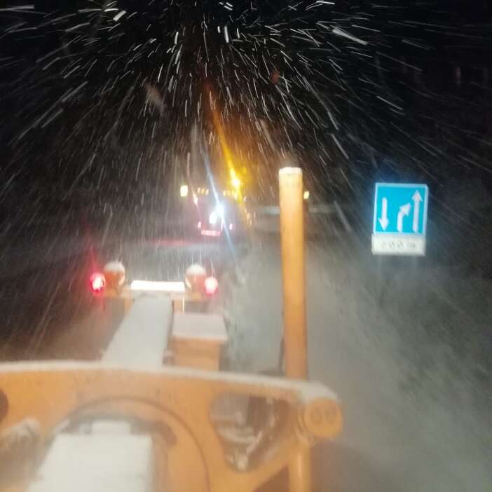 konya-yolunda-yagmur-yerini-kara-birakti