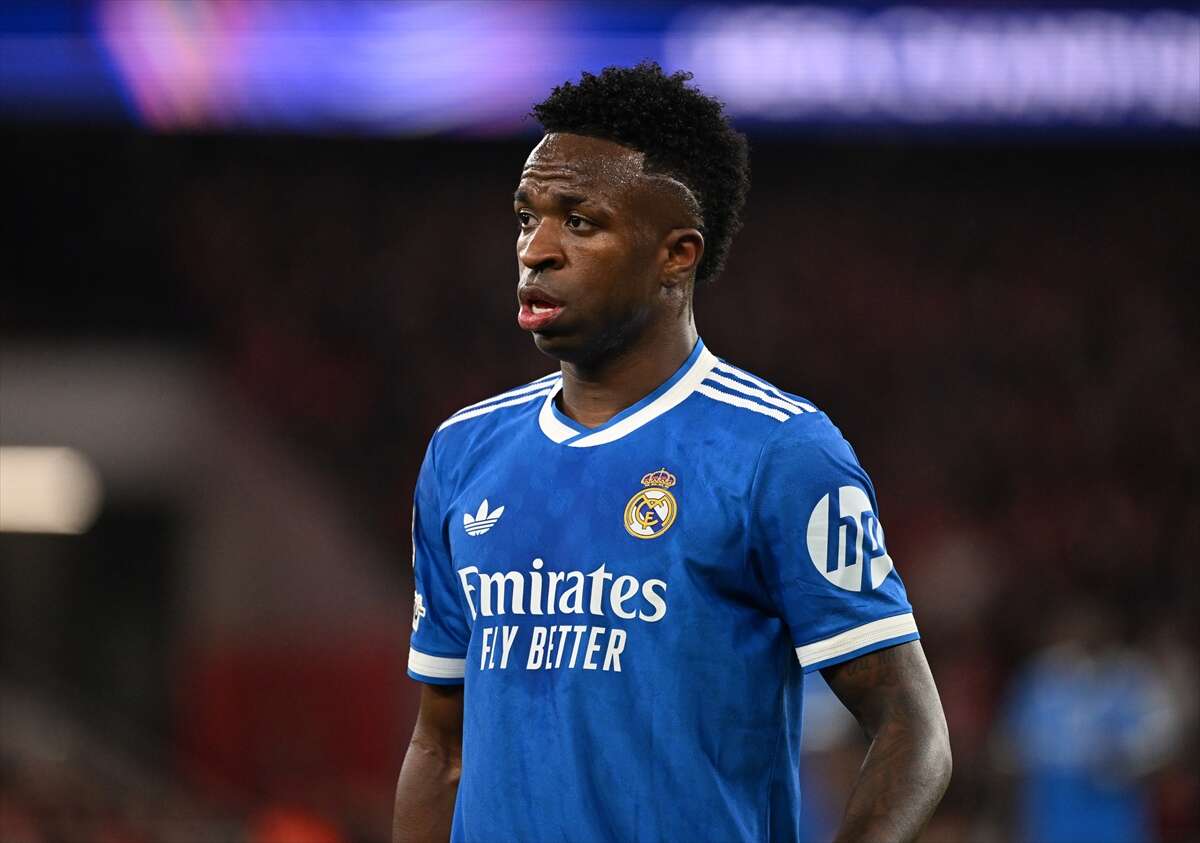 sampiyonlar-liginde-irkcilik-skandali-yildiz-isim-oyunu-durdurdu