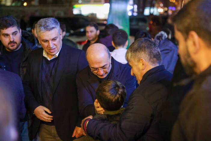 baskan-pekyatirmaci-ilk-teravih-namazini-kibrit-camiinde-kildi