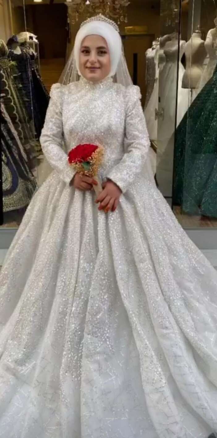 kardesi-yengesi-ve-yegeninin-cenaze-namazini-kildiran-imam-fenalik-gecirdi