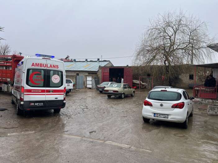 kardesi-yengesi-ve-yegeninin-cenaze-namazini-kildiran-imam-fenalik-gecirdi