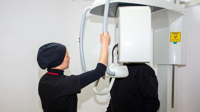 konyanin-randevusuz-dis-hastanesi-ramazanda-da-calisiyor