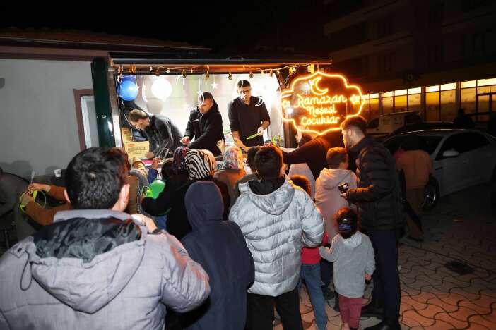 baskan-kilca-konyalilarla-teravih-namazinda-bulustu