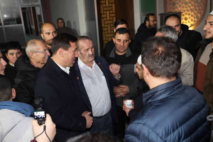 baskan-kilca-konyalilarla-teravih-namazinda-bulustu