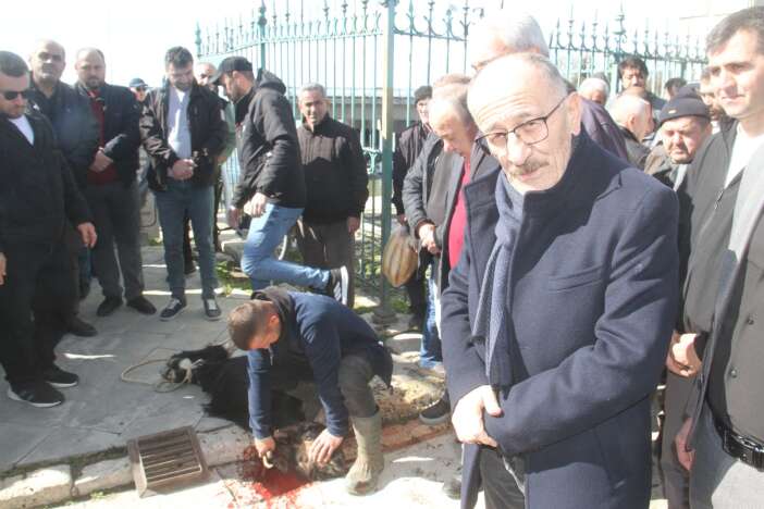 konyada-rahmet-icin-toplandilar-bereket-icin-dua-ettiler