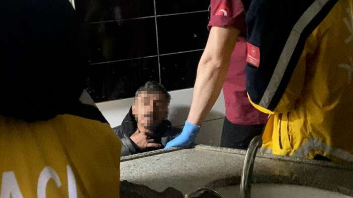 otopark-tuvaletinde-hareketsiz-halde-bulundu-olayin-asli-baska-cikti