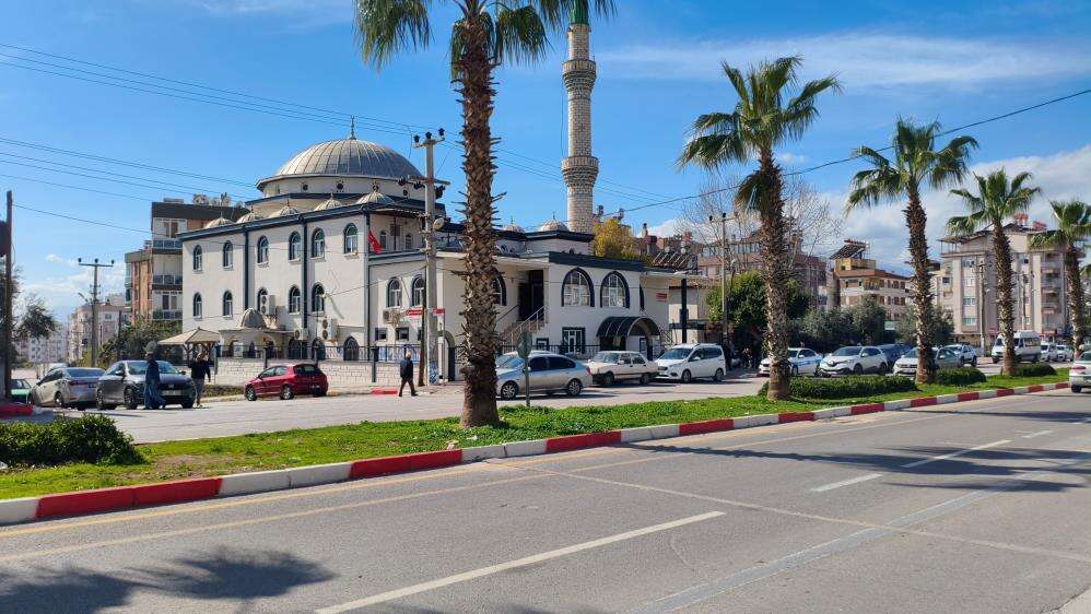 teravih-namazina-giderken-hayatini-kaybetti