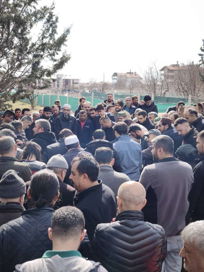 konya-bir-gulunu-kaybetti