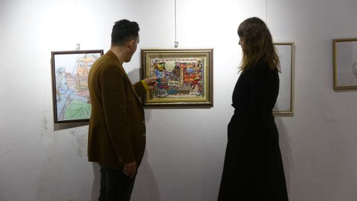 karnesindeki-zayif-korkusuyla-saklandigi-cami-avlusunda-engelli-kaldi