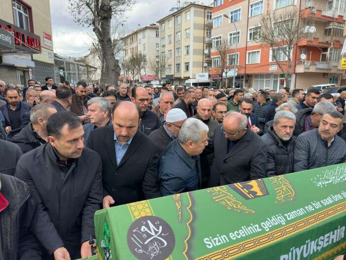 mhp-camiasinin-aci-gunu-konyada-topraga-verildi