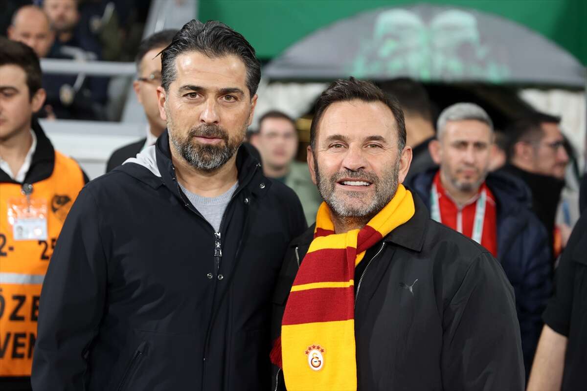 okan-buruk-konyasporun-galibiyeti-sonrasi-saha-zeminini-elestirdi