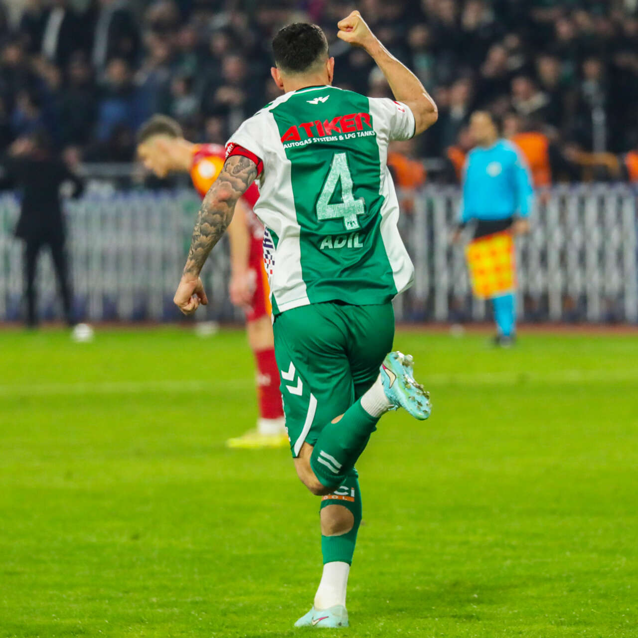 pazubandi-takti-golu-atti-konyasporun-yeni-kaptanindan-taraftara-soz