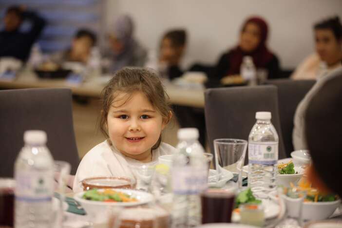 ak-parti-konya-iftarda-cok-ozel-konuklari-agirladi