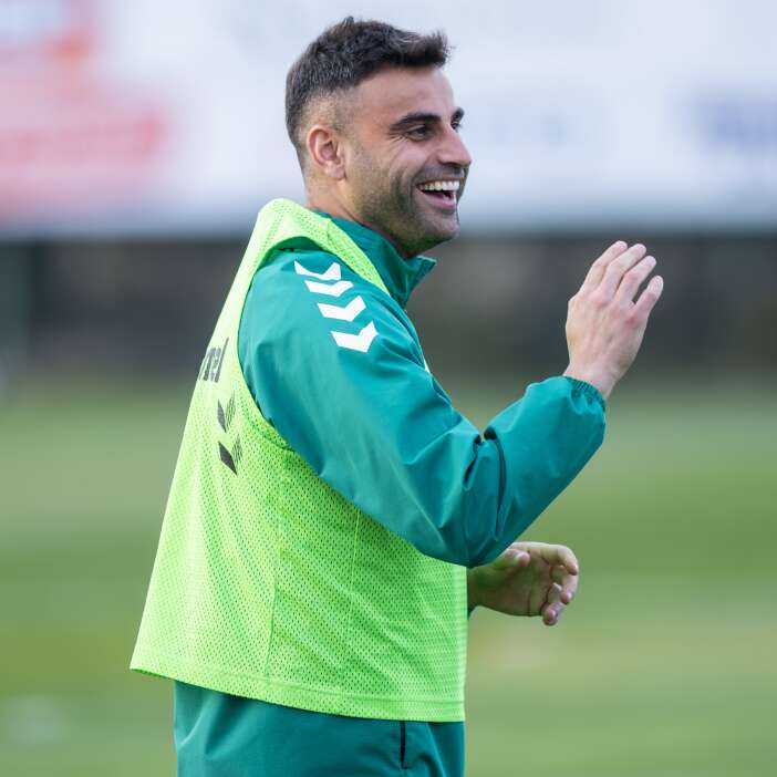 konyasporda-basaksehir-maci-oncesi-yuzler-guluyor