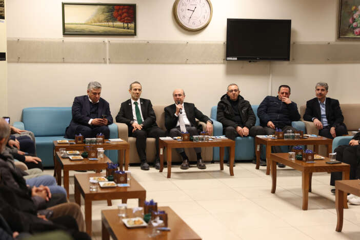 ak-parti-mkyk-uyesi-abdurrahman-akyuz-konyada