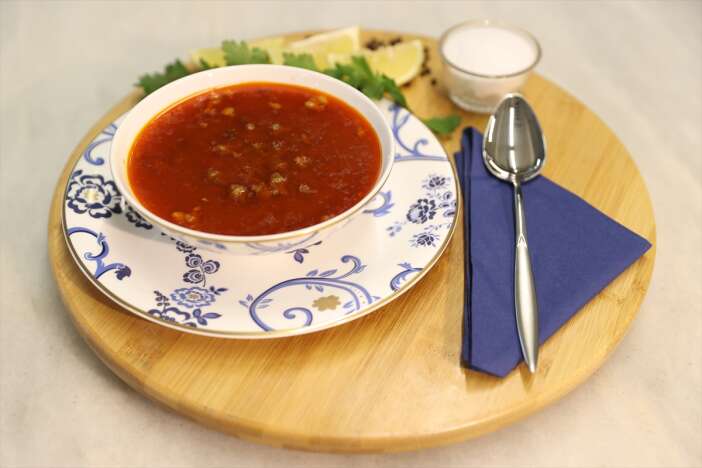 konyanin-geleneksel-lezzeti-bamya-corbasinin-yapimi-anlatildi