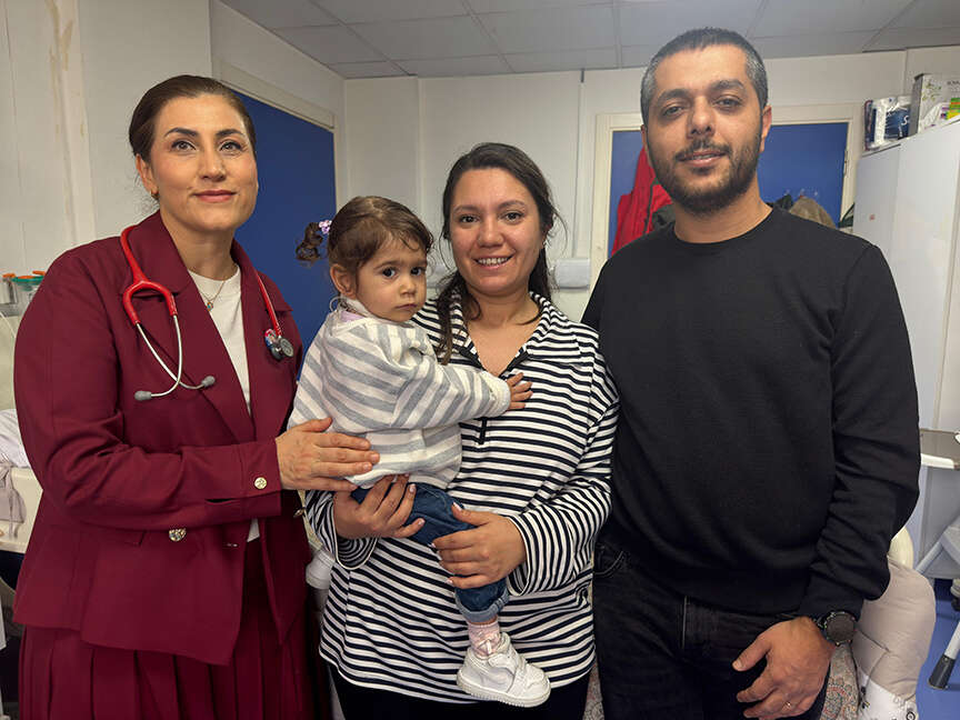 9-yil-once-nakille-hayata-dondu-simdi-21-aylik-kizi-icin-kalp-bekliyor