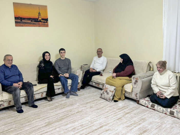 baskan-kavus-ramazan-ayini-konyalilarla-ic-ice-yasiyor