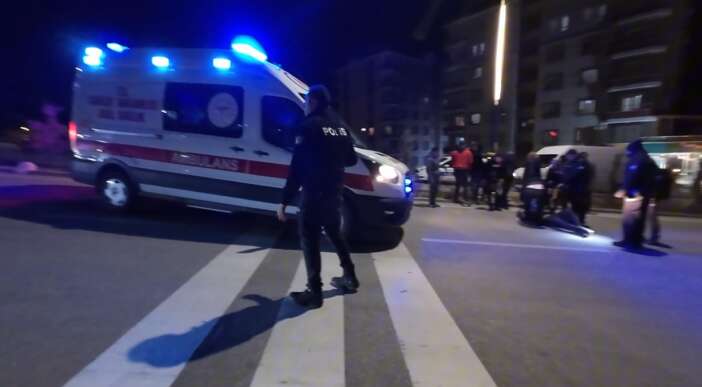 kavga-ettigi-kisiye-arabayla-carpip-kacti