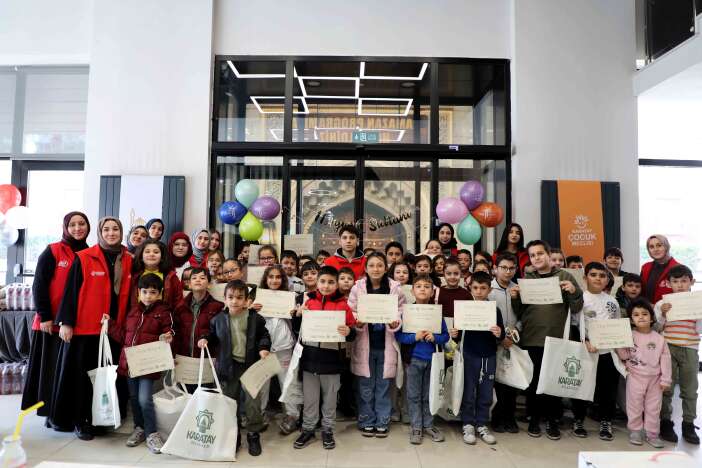 konyada-karatay-belediyesi-iftara-5-kala-sokaklarda