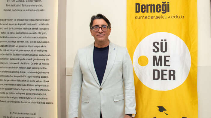 konyadaki-universite-ogrencilerine-iibfde-iftar-yemegi-verildi