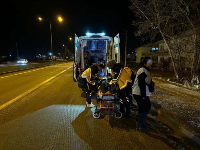 konyada-kamyonun-sikistirdigi-motosikletli-olumle-burun-buruna-geldi