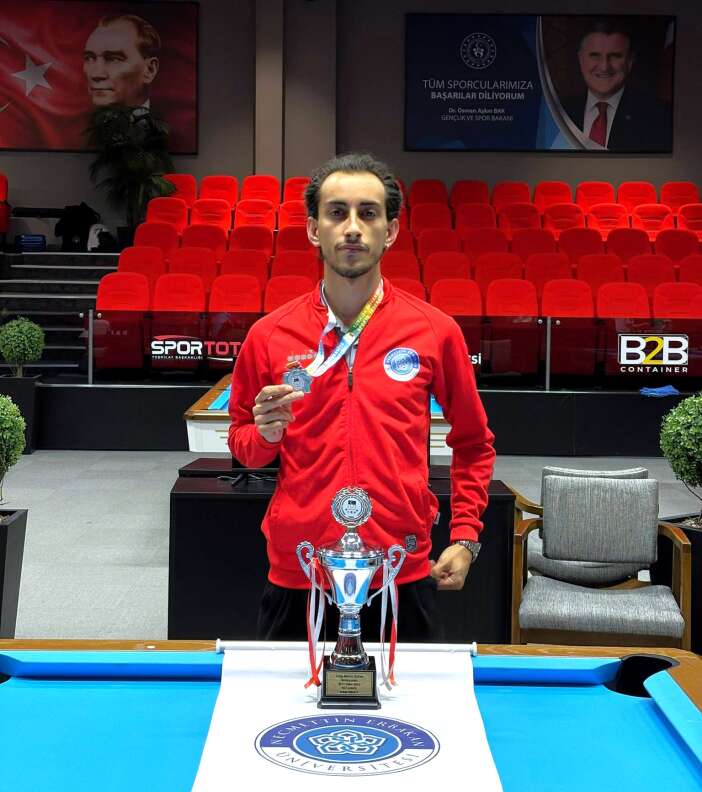 konyadaki-universiteli-gencten-buyuk-basari