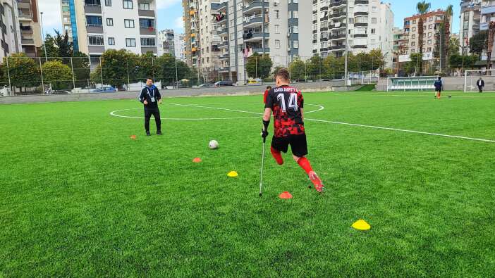 konyaspor-alt-yapisinda-oynuyordu-deprem-futbol-askina-engel-olamadi