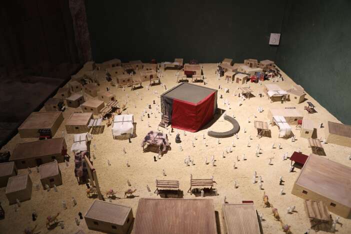 peygamber-asiklari-konyadaki-siyer-sergisine-aki-ediyor