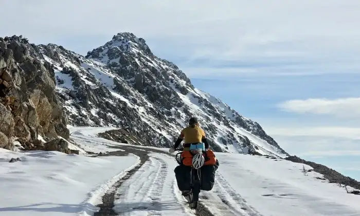 2-yasinda-bisikletle-dunya-tutuna-cikti-rotasina-konya-da-girdi