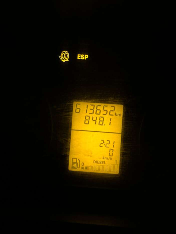 konyada-tamire-biraktigi-minibusu-samsunda-bu-halde-buldu