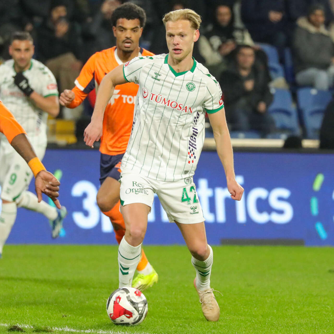 konyasporun-norvecli-oyuncusu-basaksehir-maglubiyetini-degerlendirdi