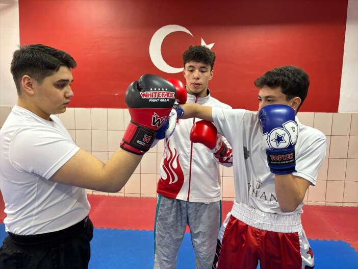 konyada-psikolojik-sorununu-yenmeye-calisan-gencin-sonu-milli-takim-oldu