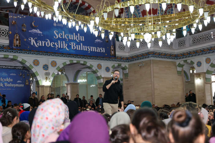 youtuber-sertac-abi-konyadaki-cocuklarla-bir-araya-geldi