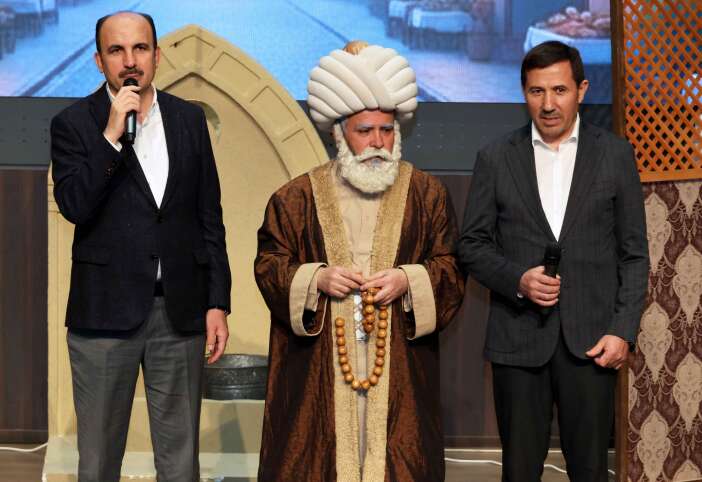 konyada-karatay-belediyesinin-ramazan-etkinliklerine-yogun-ilgi