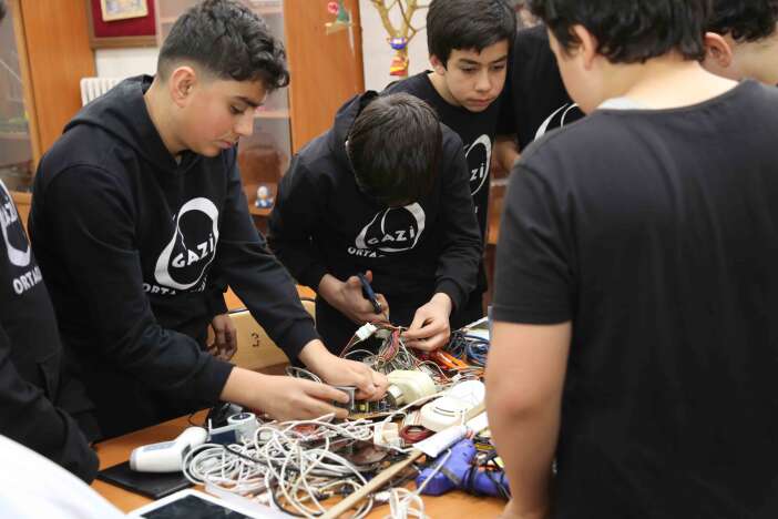 konyada-sifir-atik-bilincinde-bireyler-yetistiriliyor