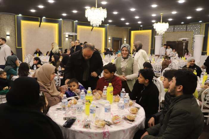 konyada-yardima-muhtac-kisiler-iftarda-bulustu