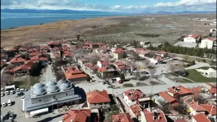 konyanin-gol-manzarali-mahallesinde-yikim-basladi