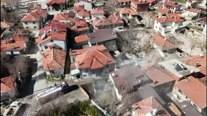 konyanin-gol-manzarali-mahallesinde-yikim-basladi