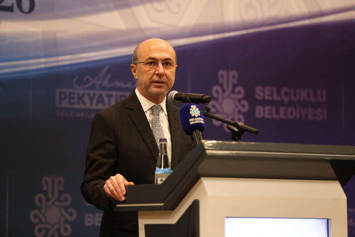 konyanin-selcuklu-ilcesine-hizmet-edenler-iftarda-bulustu