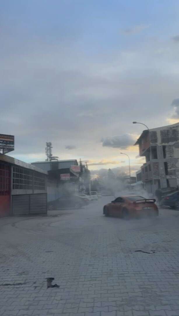 gaza-geldim-diyen-surucunun-gazini-trafik-ekipleri-aldi