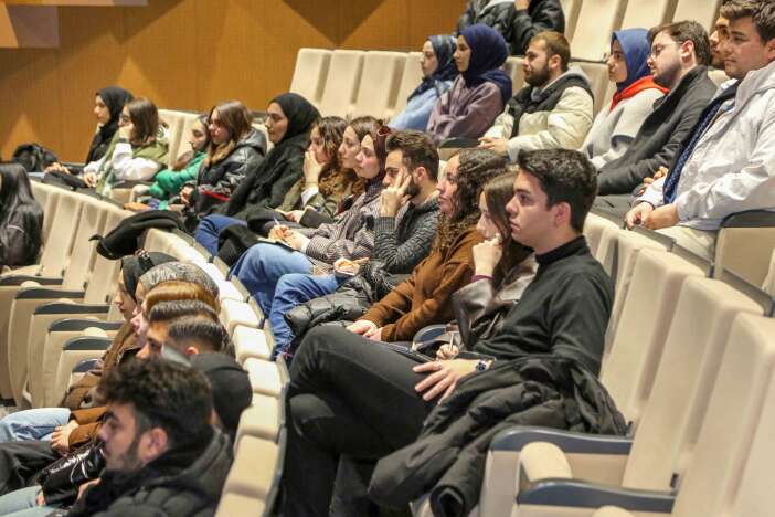 meramin-kentsel-donusum-modeli-neu-ogrencilerine-anlatildi