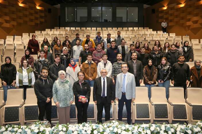 meramin-kentsel-donusum-modeli-neu-ogrencilerine-anlatildi