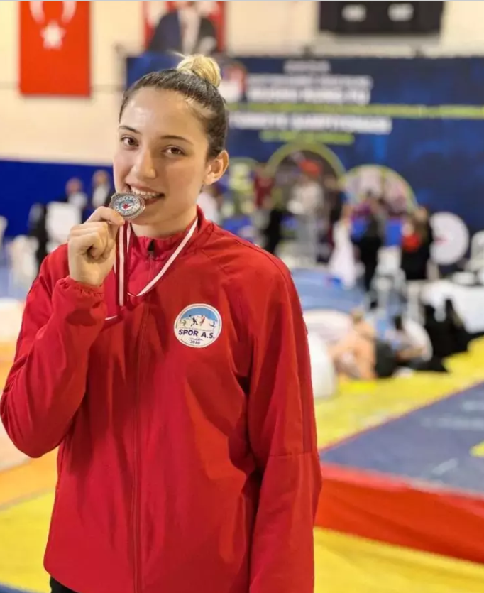 milli-sporcu-buket-kayanin-oldugu-kazada-surucu-icin-istenen-ceza-belli-oldu