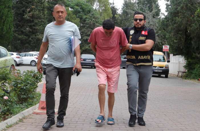 oglunu-36-bicak-darbesiyle-olduren-baba-icin-karar-cikti