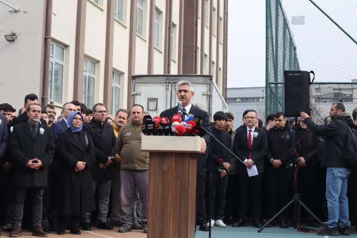 ogrenci-kurbani-ogretmen-fatma-nur-celik-konyaya-boyle-ugurlandi