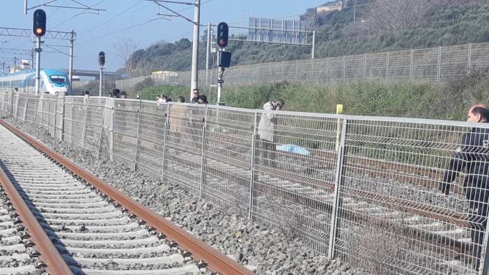 hizli-trenin-carptigi-ercan-kostek-hayatini-kaybetti