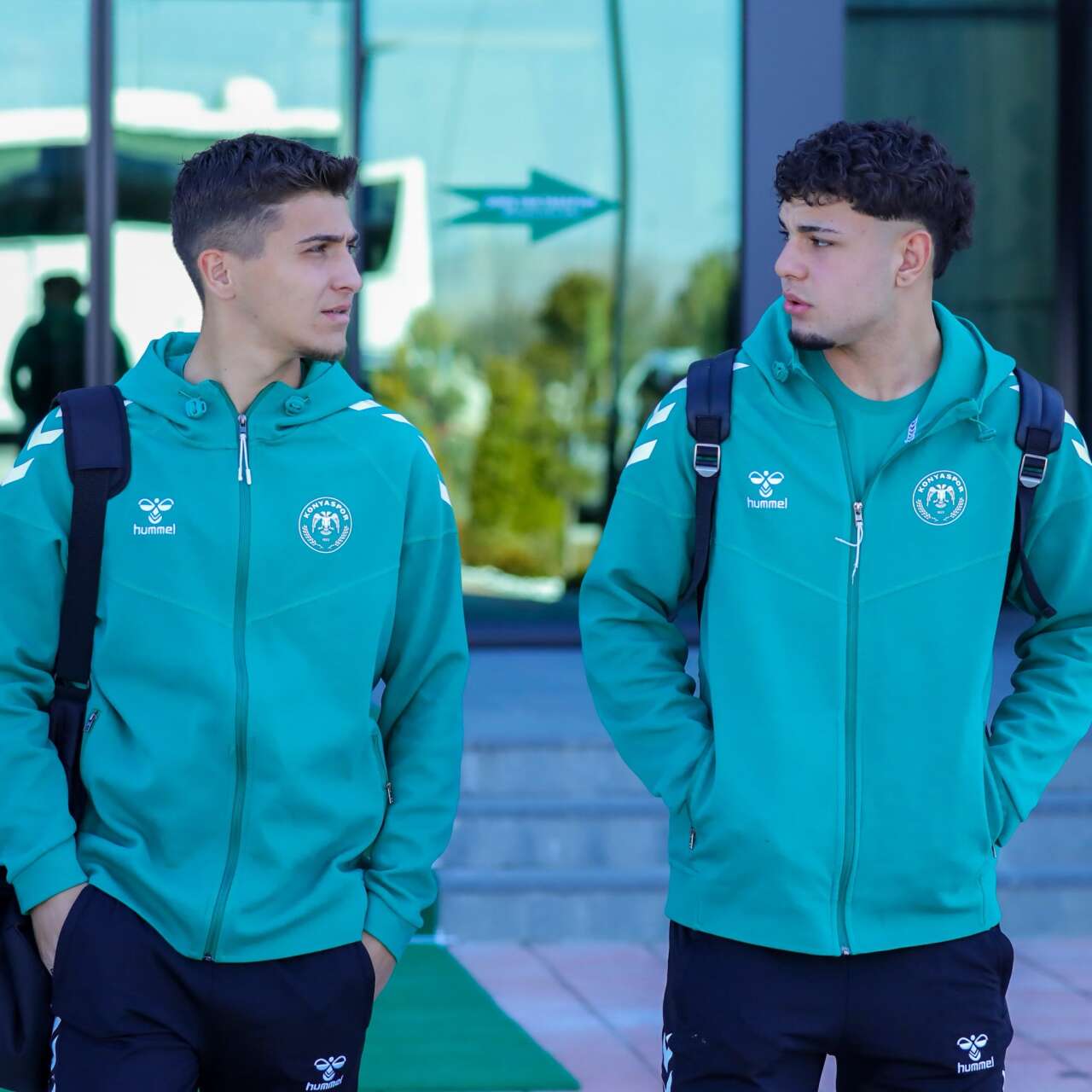 konyaspor-eyupspor-maci-icin-istanbula-uctu